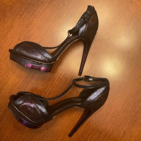 BCBGMAXAZRIA Iridescent Leather Platform Stiletto Heels women’s Size 7.5 - Picture 3 of 6